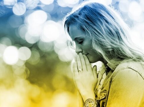 Modlitwa-za-Ukraine-596x440