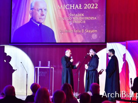 1529-202209281906039